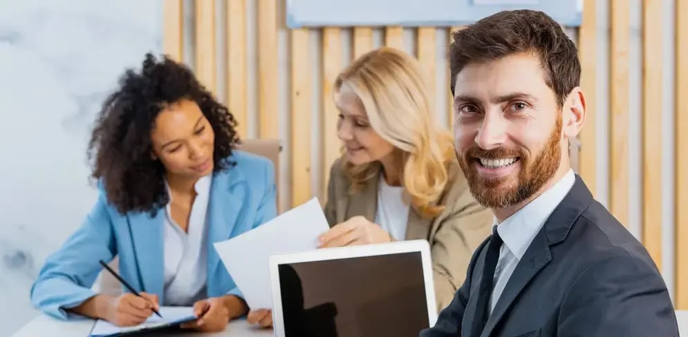 group-of-multiethnic-businesspeo (1)